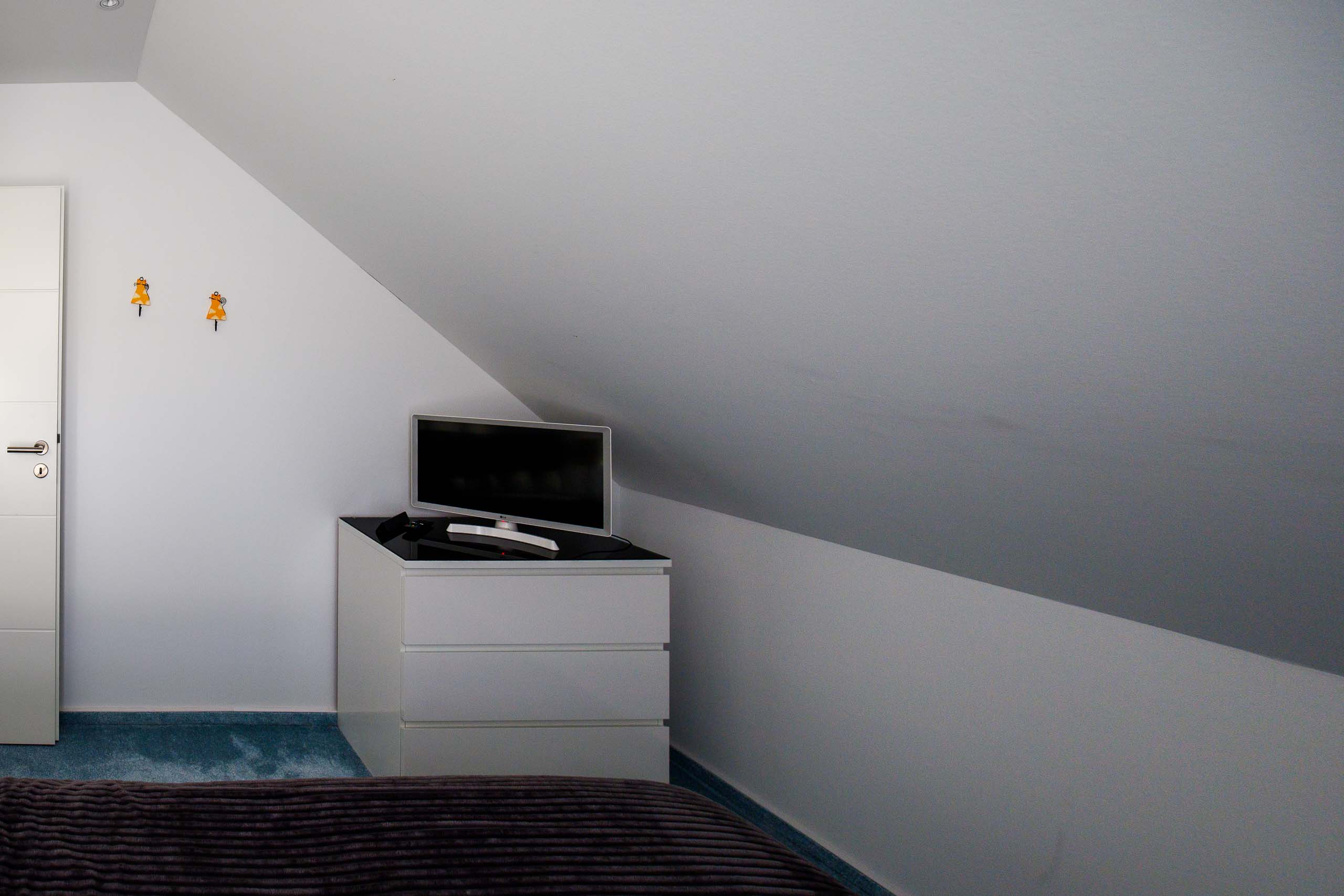 Zimmer 2 CR 6